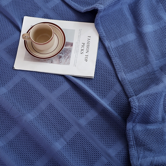 91家纺网 家纺一手货源 找家纺 朴尔家纺-毛巾被 2026新款全棉纯棉质朴方格风立体华夫格透气纱布毛巾被-朴尔经典款常年备货 方格华夫格-深蓝