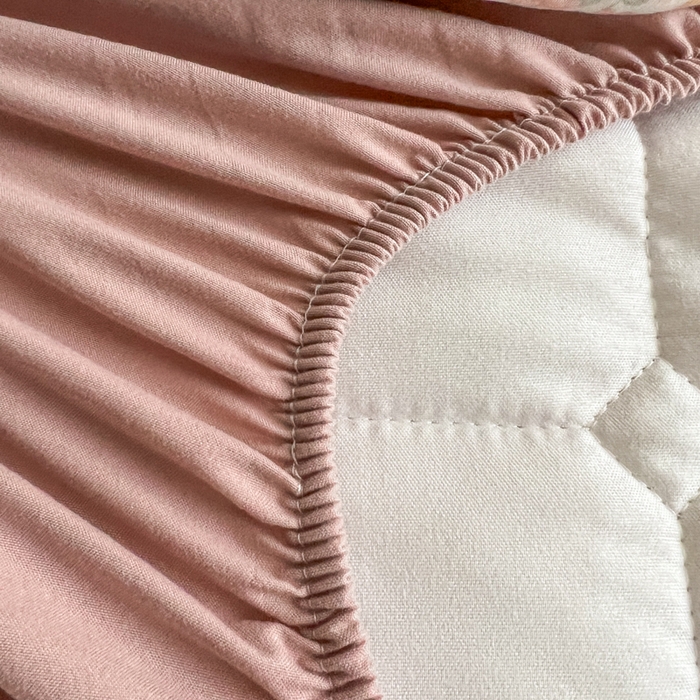 91家纺网 家纺一手货源 找家纺 赛丽雅 2026新款夹棉床笠三件套加厚床垫保护套 悠宜