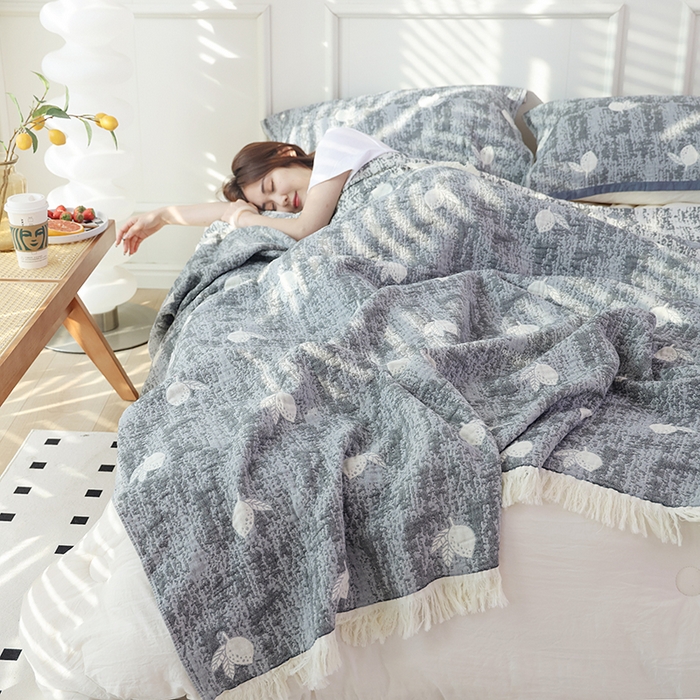 91家纺网 家纺一手货源 找家纺 朴尔家纺-毛巾被 2026新款素臻风流苏花边全棉纯棉四层水洗纱布毛巾被-朴尔经典款常年备货 柠香-灰