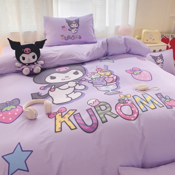 91家纺网 家纺一手货源 找家纺 朵希曼 2026新款正版授权全棉大版数码印花三丽鸥系列四件套 草莓库洛米