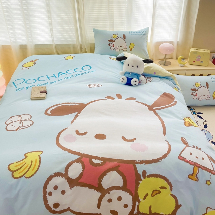 91家纺网 家纺一手货源 找家纺 朵希曼 2026新款正版授权全棉大版数码印花三丽鸥系列四件套 呆萌帕恰狗