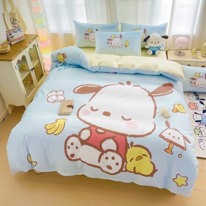 91家纺网 家纺一手货源 找家纺 朵希曼 2026新款正版授权全棉大版数码印花三丽鸥系列四件套 呆萌帕恰狗