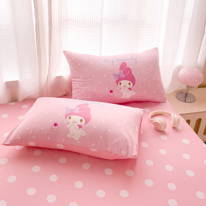 91家纺网 家纺一手货源 找家纺 朵希曼 2026新款正版授权全棉大版数码印花三丽鸥系列四件套 蛋糕美乐蒂