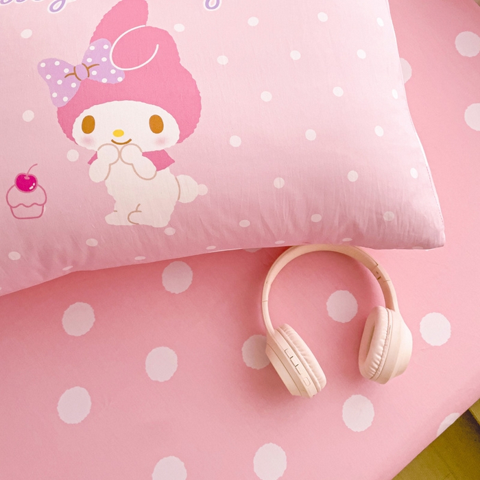 91家纺网 家纺一手货源 找家纺 朵希曼 2026新款正版授权全棉大版数码印花三丽鸥系列四件套 蛋糕美乐蒂