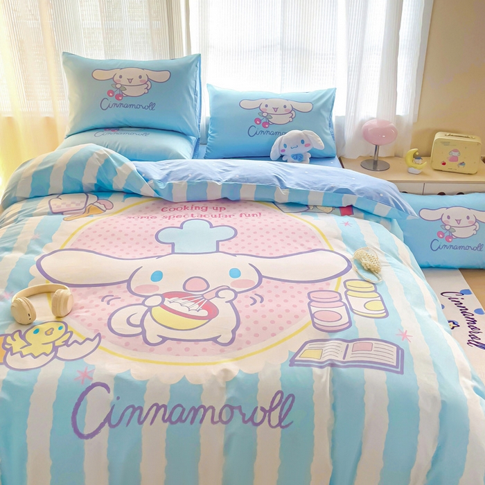 91家纺网 家纺一手货源 找家纺 朵希曼 2026新款正版授权全棉大版数码印花三丽鸥系列四件套 竖条大耳狗