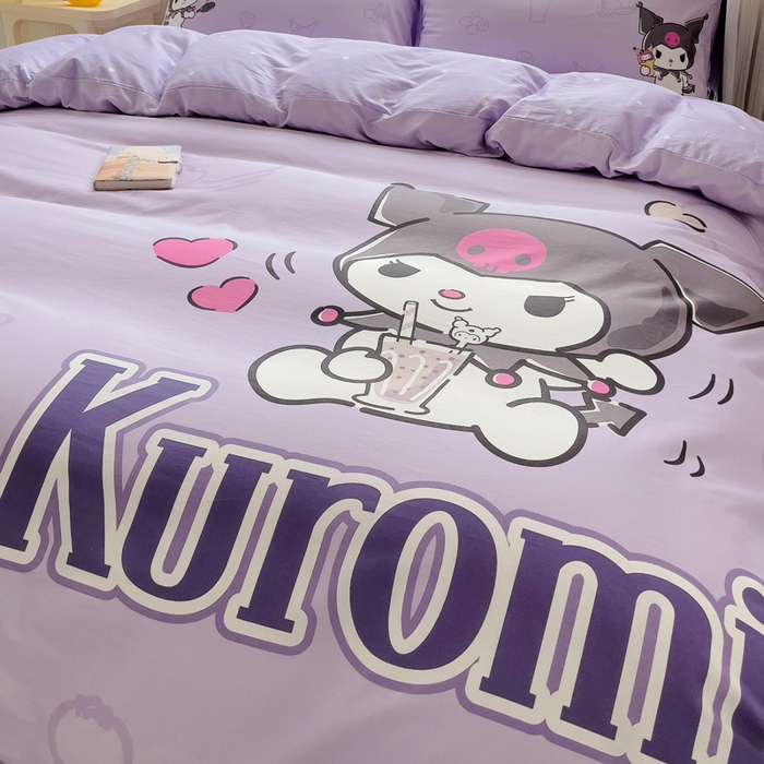 91家纺网 家纺一手货源 找家纺 朵希曼 2026新款正版授权全棉大版数码印花三丽鸥系列四件套 饮料