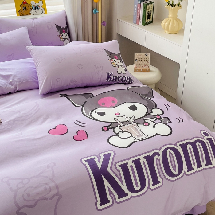 91家纺网 家纺一手货源 找家纺 朵希曼 2026新款正版授权全棉大版数码印花三丽鸥系列四件套 饮料