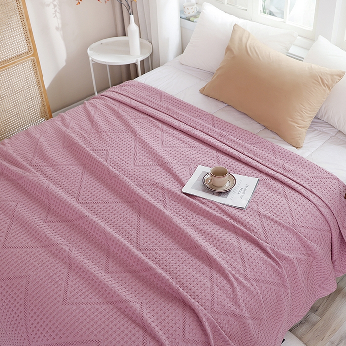 91家纺网 家纺一手货源 找家纺 朴尔家纺-毛巾被 2026新款全棉纯棉摩拉山峦风立体透气蜂窝华夫格纱布毛巾被-朴尔经典款常年备货 波浪华夫格-粉