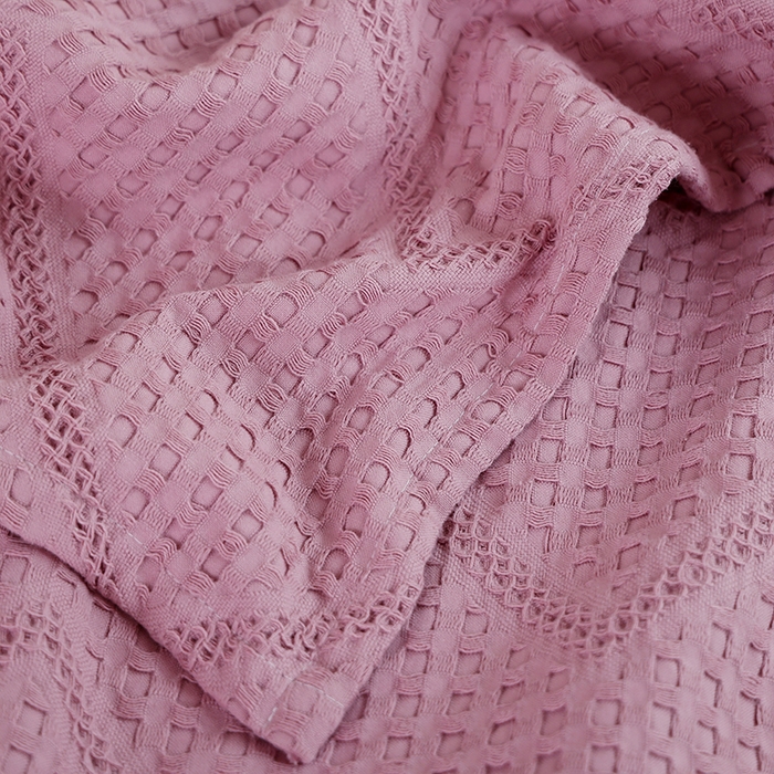 91家纺网 家纺一手货源 找家纺 朴尔家纺-毛巾被 2026新款全棉纯棉摩拉山峦风立体透气蜂窝华夫格纱布毛巾被-朴尔经典款常年备货 波浪华夫格-粉