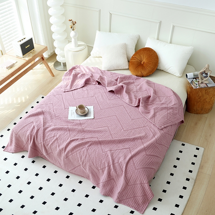 91家纺网 家纺一手货源 找家纺 朴尔家纺-毛巾被 2026新款全棉纯棉摩拉山峦风立体透气蜂窝华夫格纱布毛巾被-朴尔经典款常年备货 波浪华夫格-粉