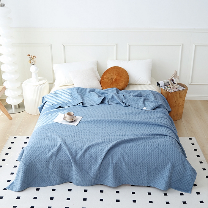 91家纺网 家纺一手货源 找家纺 朴尔家纺-毛巾被 2026新款全棉纯棉摩拉山峦风立体透气蜂窝华夫格纱布毛巾被-朴尔经典款常年备货 波浪华夫格-深蓝