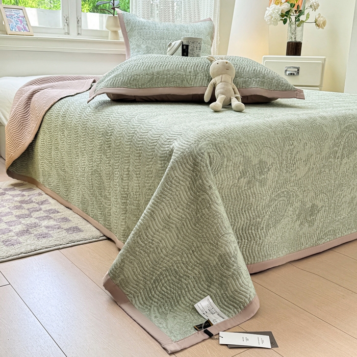 91家纺网 家纺一手货源 找家纺 满座家居 2026 新款莫代尔天丝床盖三件套小清新床盖（含手提包装） 香岛巴黎