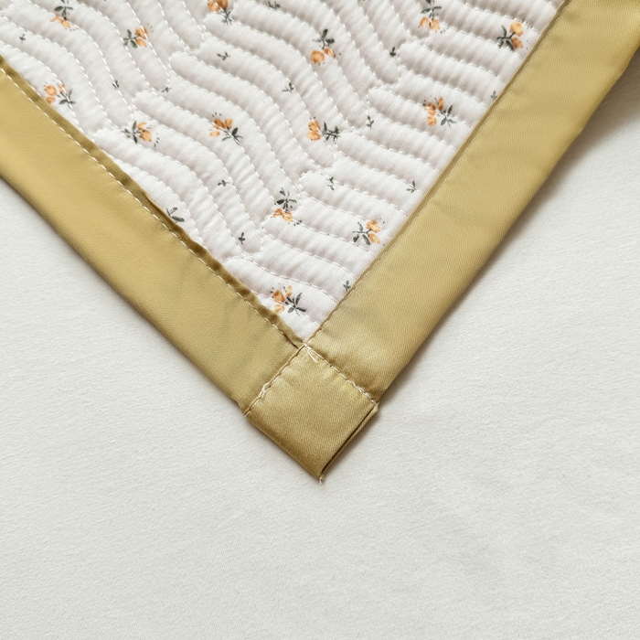 91家纺网 家纺一手货源 找家纺 满座家居 2026 新款莫代尔天丝床盖三件套小清新床盖（含手提包装） 悠然