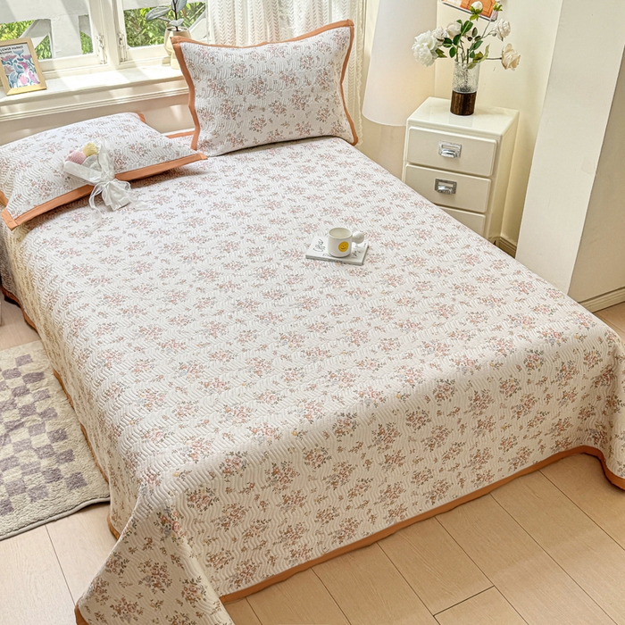 91家纺网 家纺一手货源 找家纺 满座家居 2026 新款莫代尔天丝床盖三件套小清新床盖（含手提包装） 绽放