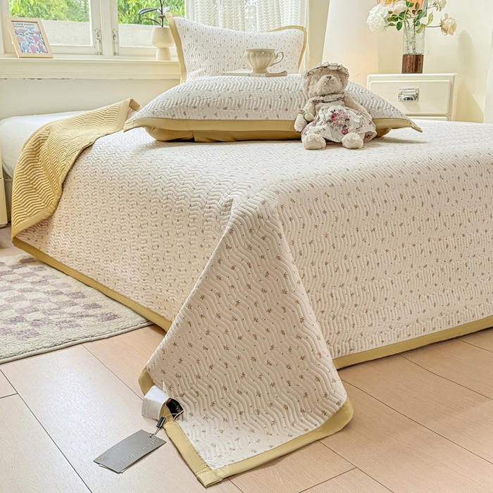 91家纺网 家纺一手货源 找家纺 满座家居 2026 新款莫代尔天丝床盖三件套小清新床盖（含手提包装） 悠然