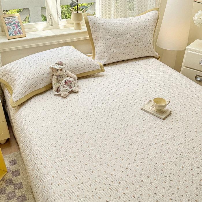 91家纺网 家纺一手货源 找家纺 满座家居 2026 新款莫代尔天丝床盖三件套小清新床盖（含手提包装） 悠然