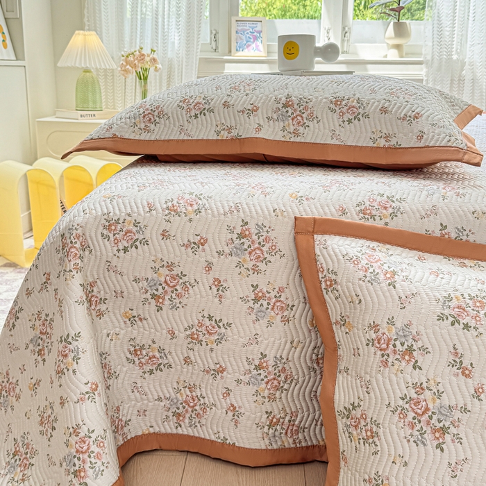 91家纺网 家纺一手货源 找家纺 满座家居 2026 新款莫代尔天丝床盖三件套小清新床盖（含手提包装） 绽放