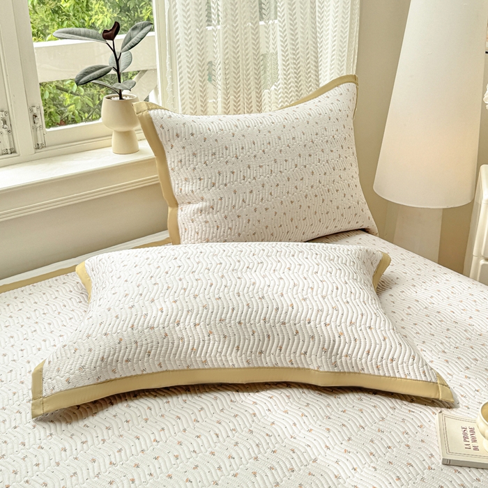 91家纺网 家纺一手货源 找家纺 满座家居 2026 新款莫代尔天丝床盖三件套小清新床盖（含手提包装） 悠然