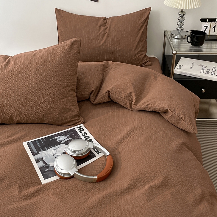 91家纺网 家纺一手货源 找家纺 彩韵家纺 2026新款软糯泡芙纱纯色四件套 泡芙-焦糖浓棕