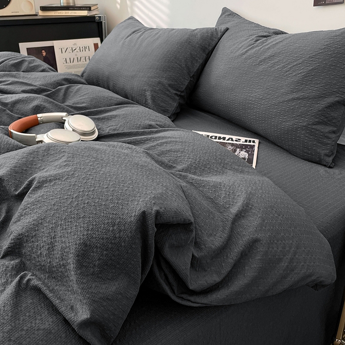 91家纺网 家纺一手货源 找家纺 彩韵家纺 2026新款软糯泡芙纱纯色四件套 泡芙-暮云灰寂