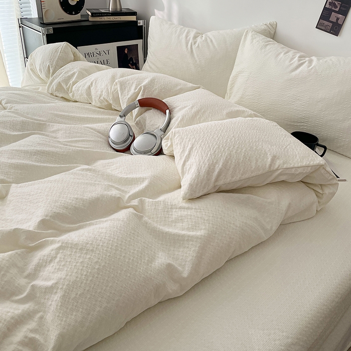 91家纺网 家纺一手货源 找家纺 彩韵家纺 2026新款软糯泡芙纱纯色四件套 泡芙-奶霜米白