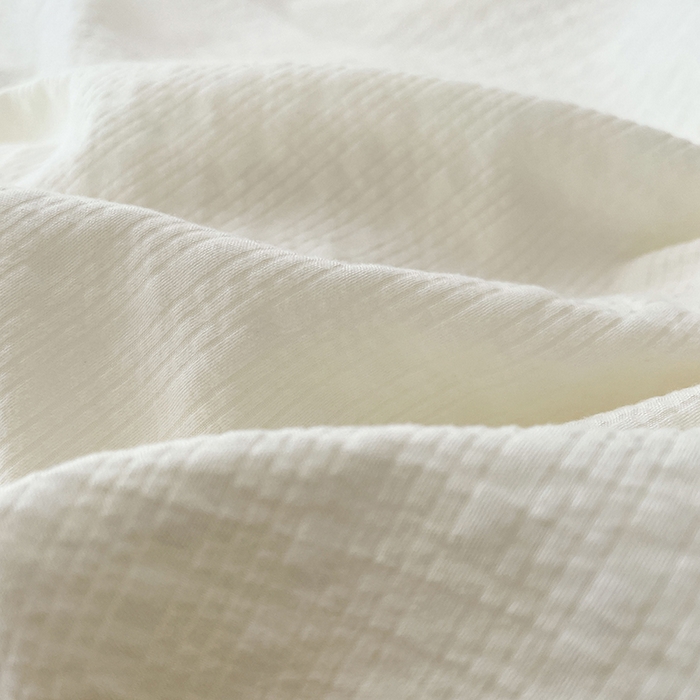 91家纺网 家纺一手货源 找家纺 彩韵家纺 2026新款软糯泡芙纱纯色四件套 泡芙-奶霜米白