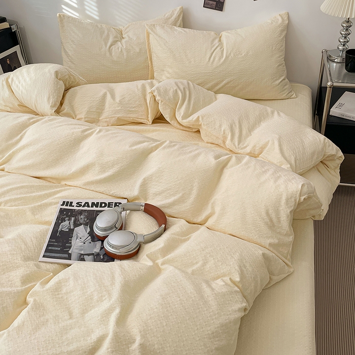 91家纺网 家纺一手货源 找家纺 彩韵家纺 2026新款软糯泡芙纱纯色四件套 泡芙-奶杏暖白