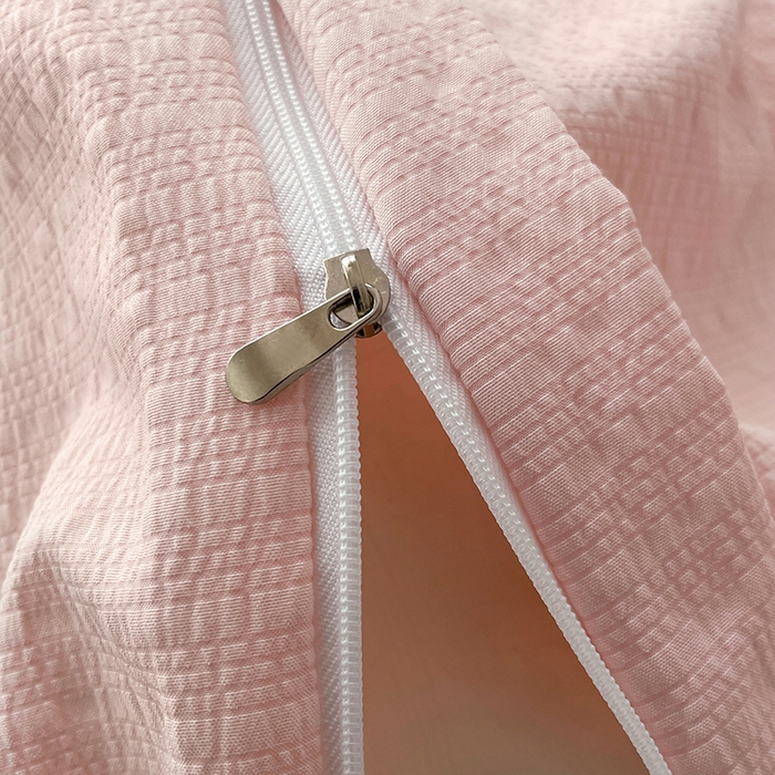 91家纺网 家纺一手货源 找家纺 彩韵家纺 2026新款软糯泡芙纱纯色四件套 泡芙-桃雾柔粉