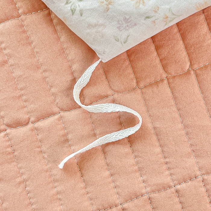 91家纺网 家纺一手货源 找家纺 尚美 2026新款简约印花床盖四件套 初暖