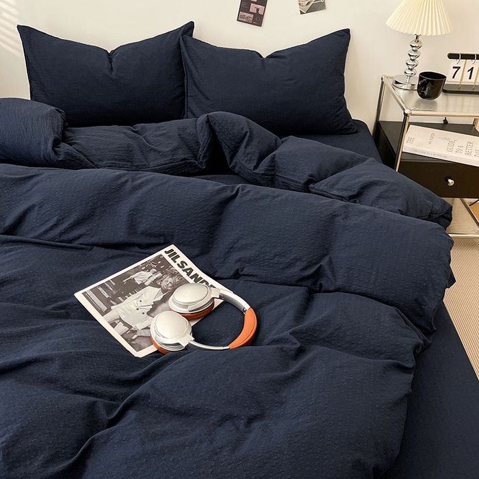 91家纺网 家纺一手货源 找家纺 彩韵家纺 2026新款软糯泡芙纱纯色四件套 泡芙-深海墨蓝