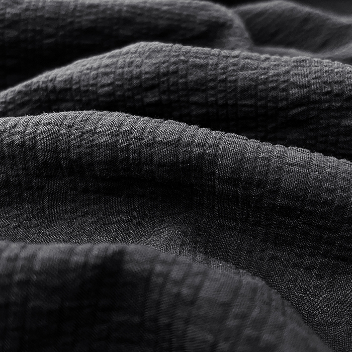 91家纺网 家纺一手货源 找家纺 彩韵家纺 2026新款软糯泡芙纱纯色四件套 泡芙-夜影墨黑