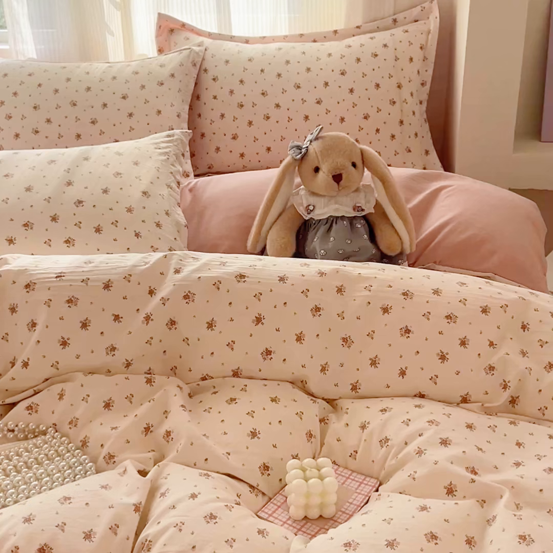 91家纺网 家纺一手货源 找家纺 尚美 2026新款简约印花床盖四件套 春芽-粉