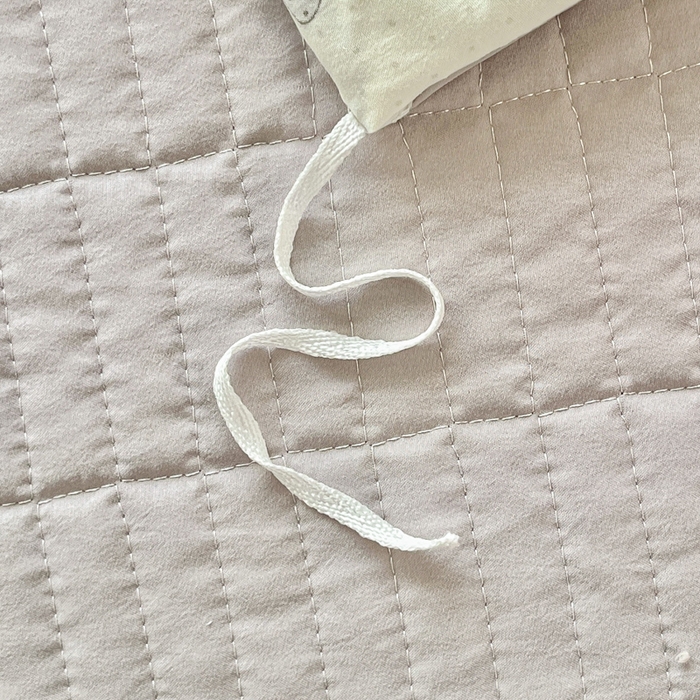 91家纺网 家纺一手货源 找家纺 尚美 2026新款简约印花床盖四件套 蝶恋