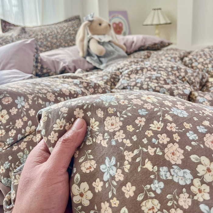 91家纺网 家纺一手货源 找家纺 尚美 2026新款简约印花床盖四件套 复古田园