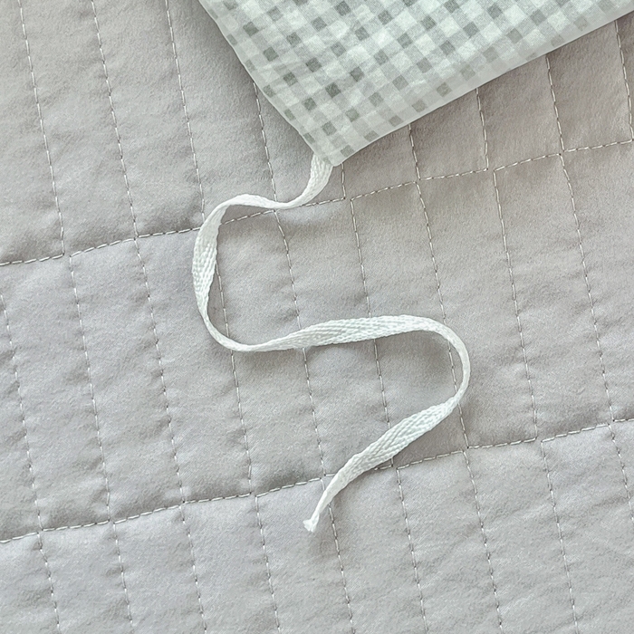 91家纺网 家纺一手货源 找家纺 尚美 2026新款简约印花床盖四件套 格间-灰