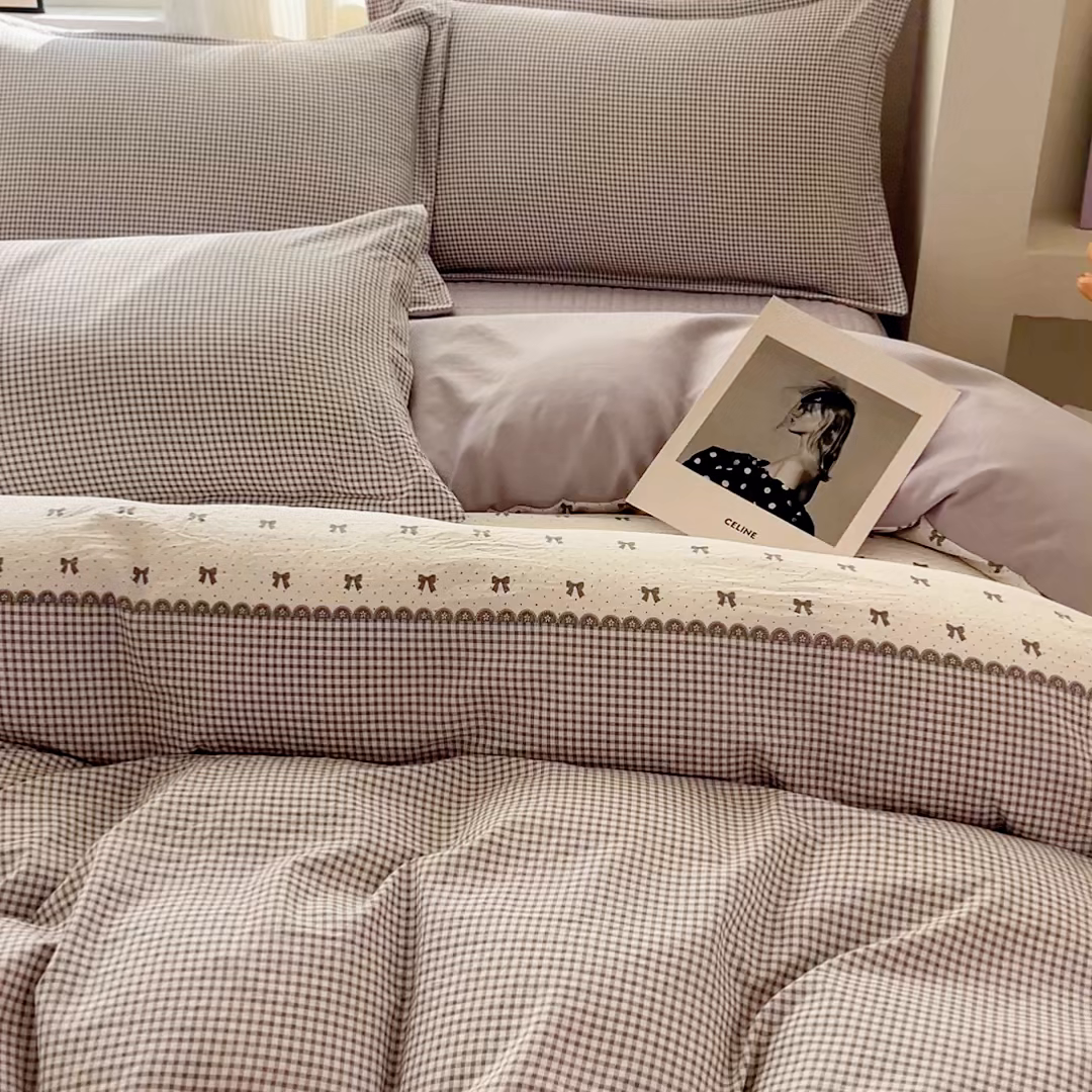 91家纺网 家纺一手货源 找家纺 尚美 2026新款简约印花床盖四件套 格间-灰