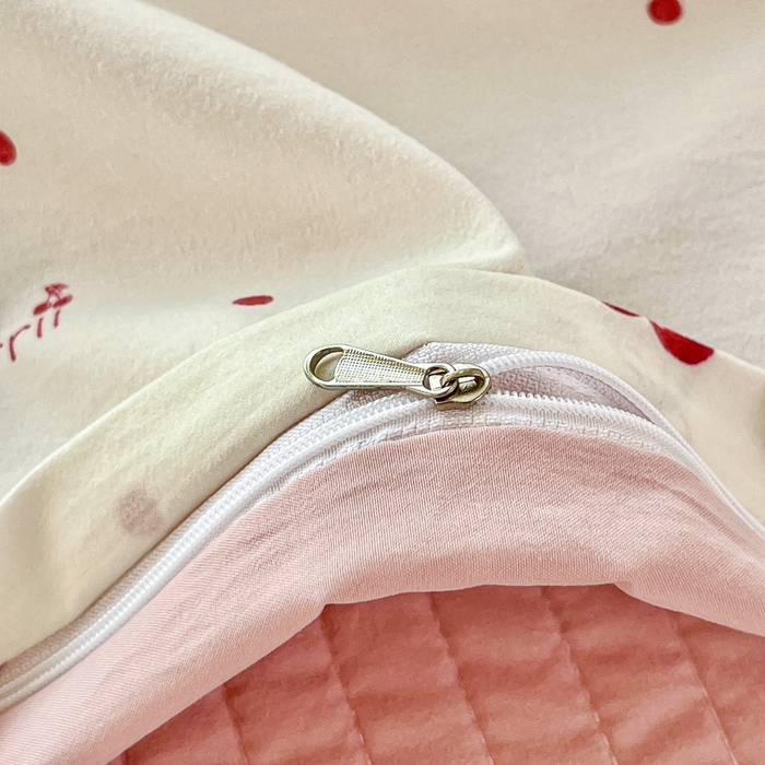 91家纺网 家纺一手货源 找家纺 尚美 2026新款简约印花床盖四件套 红樱