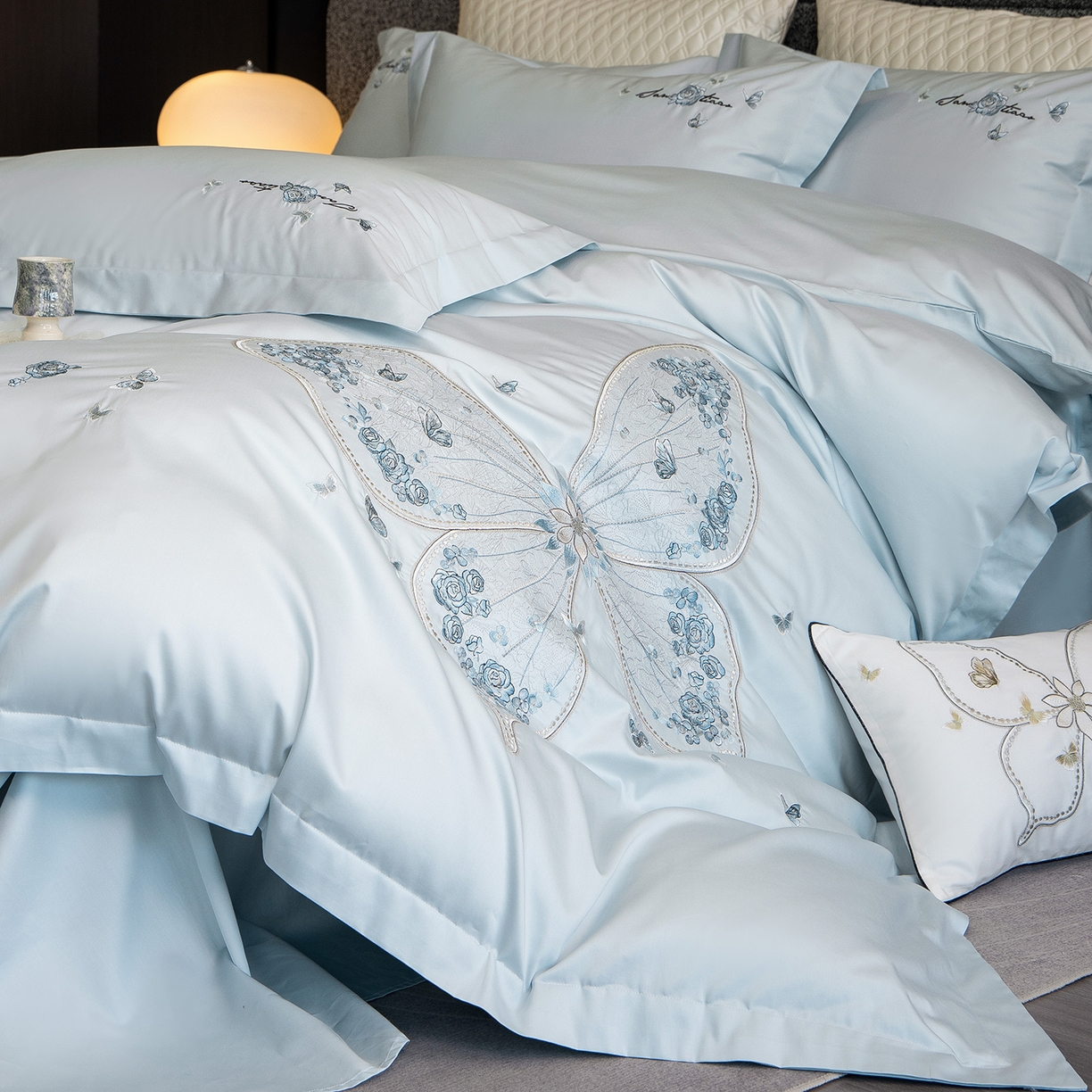 91家纺网 家纺一手货源 找家纺 东方合美（原：皇家传奇） 2026春夏新款长绒棉纯棉刺绣四件套-碟语森眠 碟语森眠-蓝