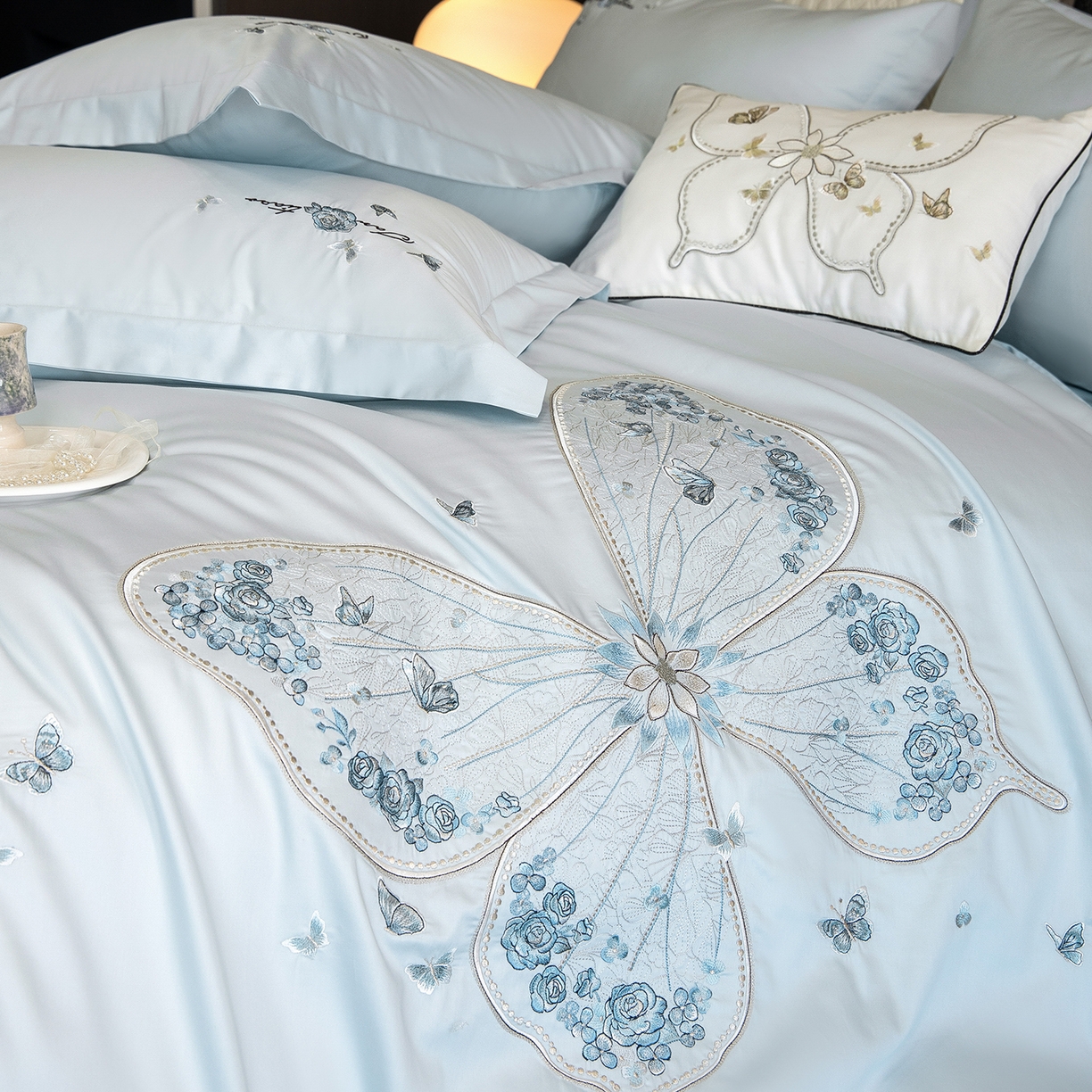 91家纺网 家纺一手货源 找家纺 东方合美（原：皇家传奇） 2026春夏新款长绒棉纯棉刺绣四件套-碟语森眠 碟语森眠-蓝