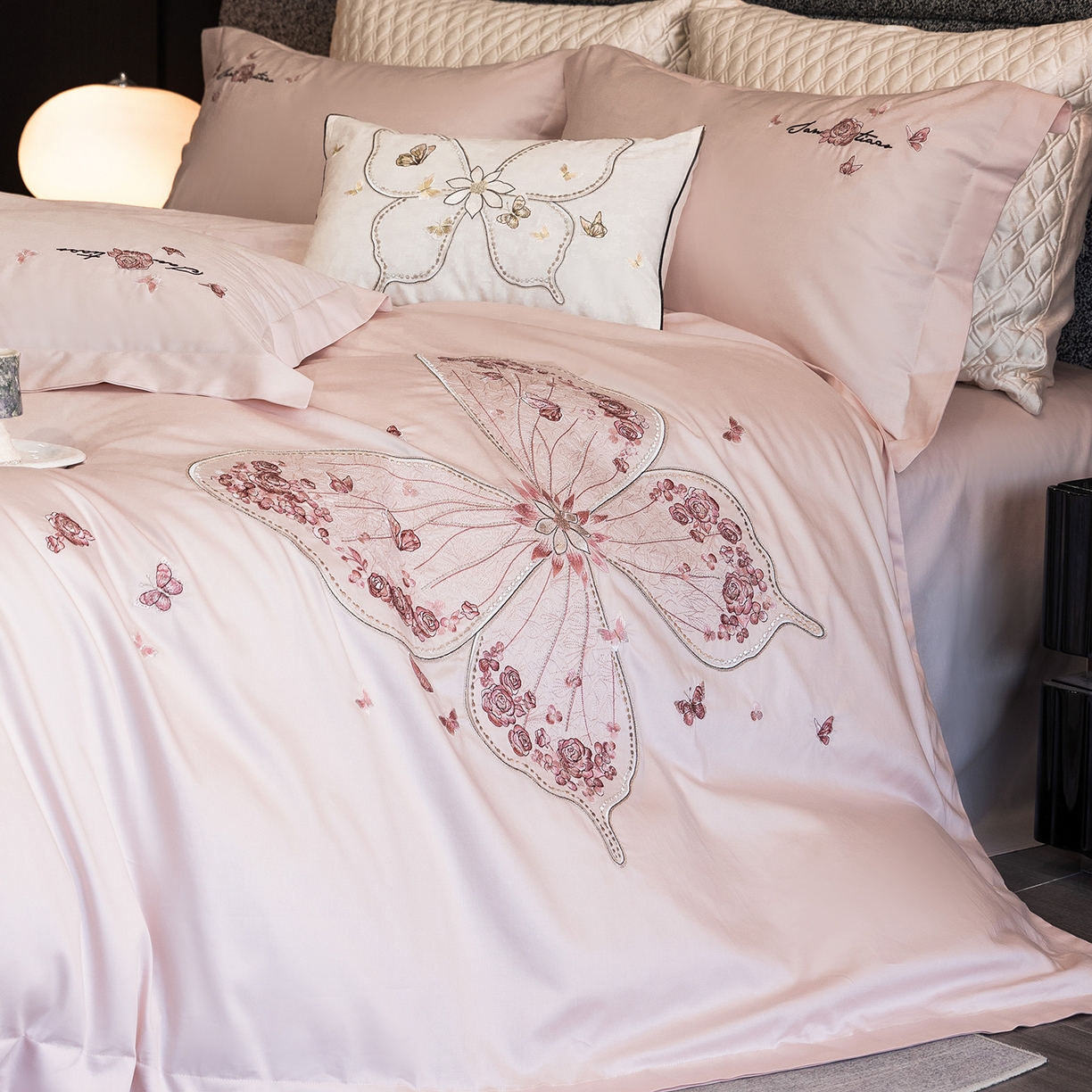 91家纺网 家纺一手货源 找家纺 东方合美（原：皇家传奇） 2026春夏新款长绒棉纯棉刺绣四件套-碟语森眠 碟语森眠-粉