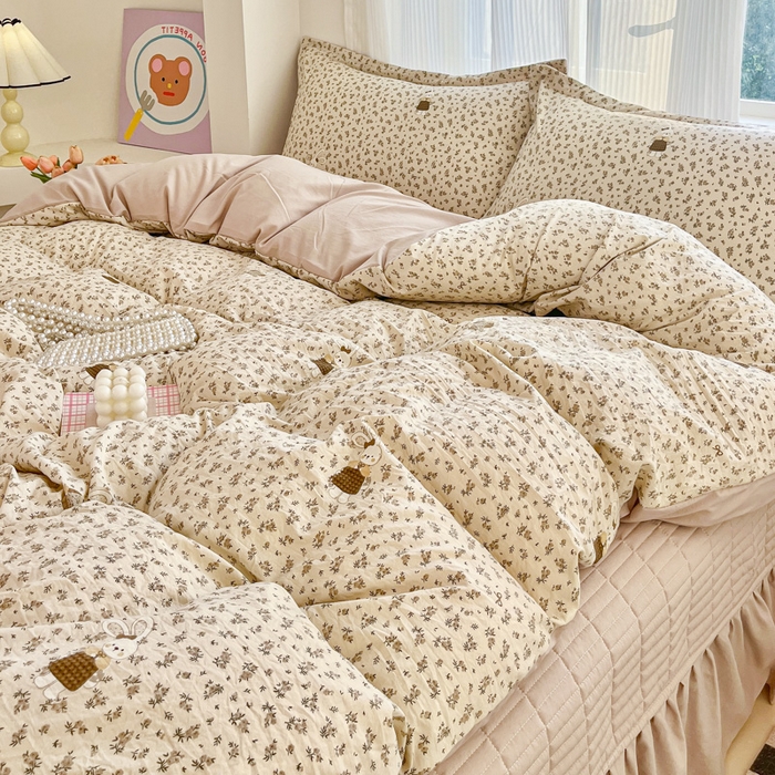 91家纺网 家纺一手货源 找家纺 尚美 2026新款简约印花床盖四件套 萌萌兔咖