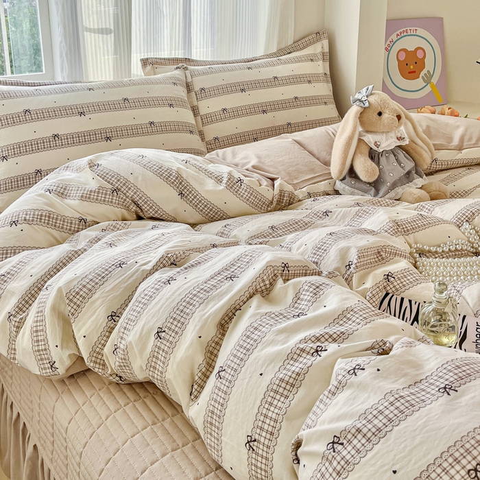 91家纺网 家纺一手货源 找家纺 尚美 2026新款简约印花床盖四件套 奶茶格蝶