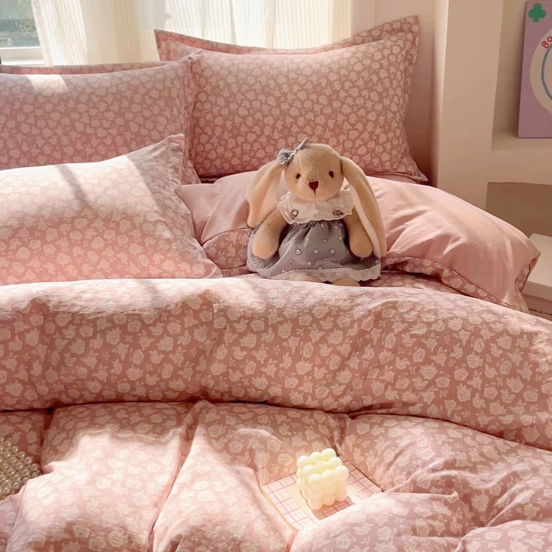 91家纺网 家纺一手货源 找家纺 尚美 2026新款简约印花床盖四件套 雾花-豆沙