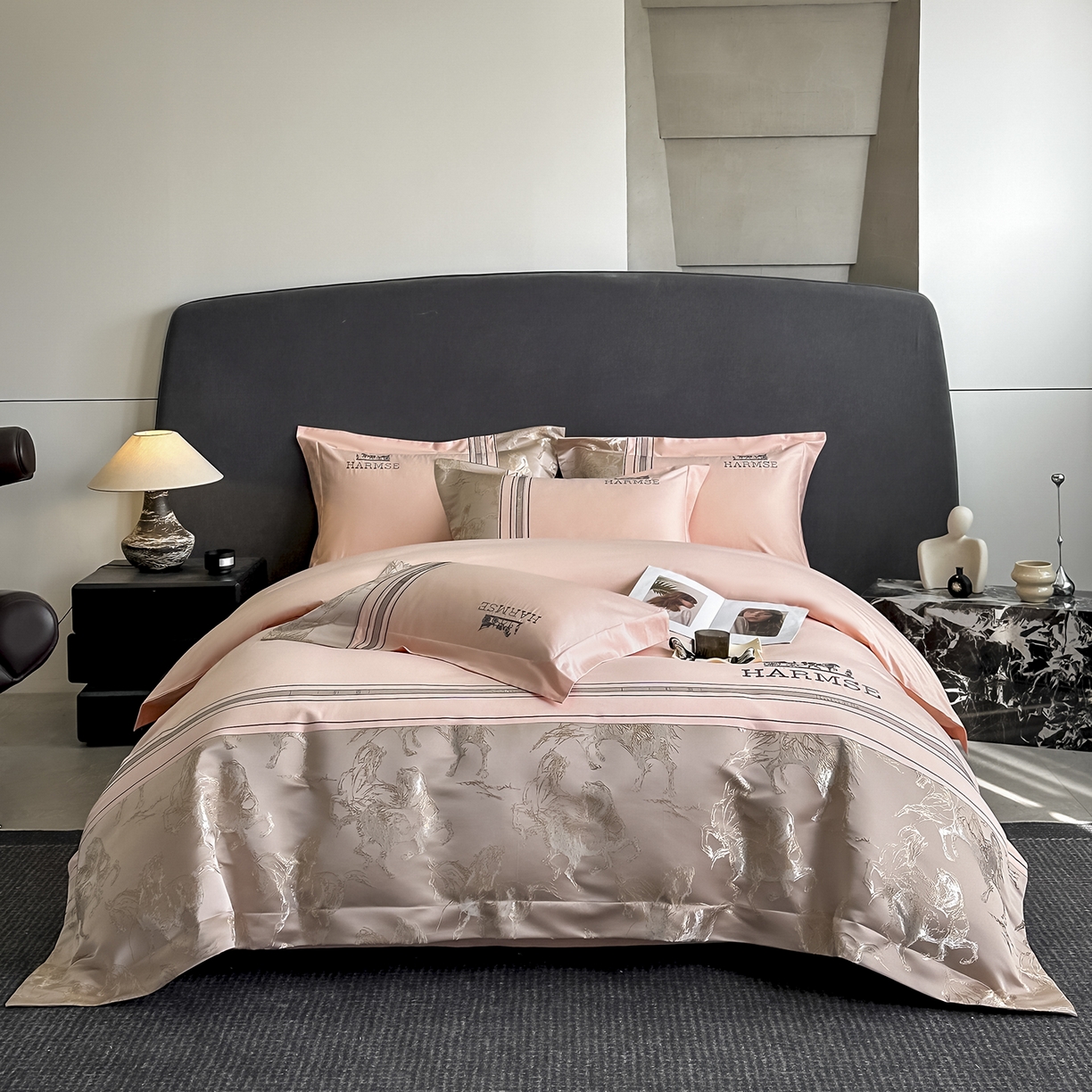 91家纺网 家纺一手货源 找家纺 （总）置顶家纺 2026新款马年爱马亲肤提花刺绣系列四件套