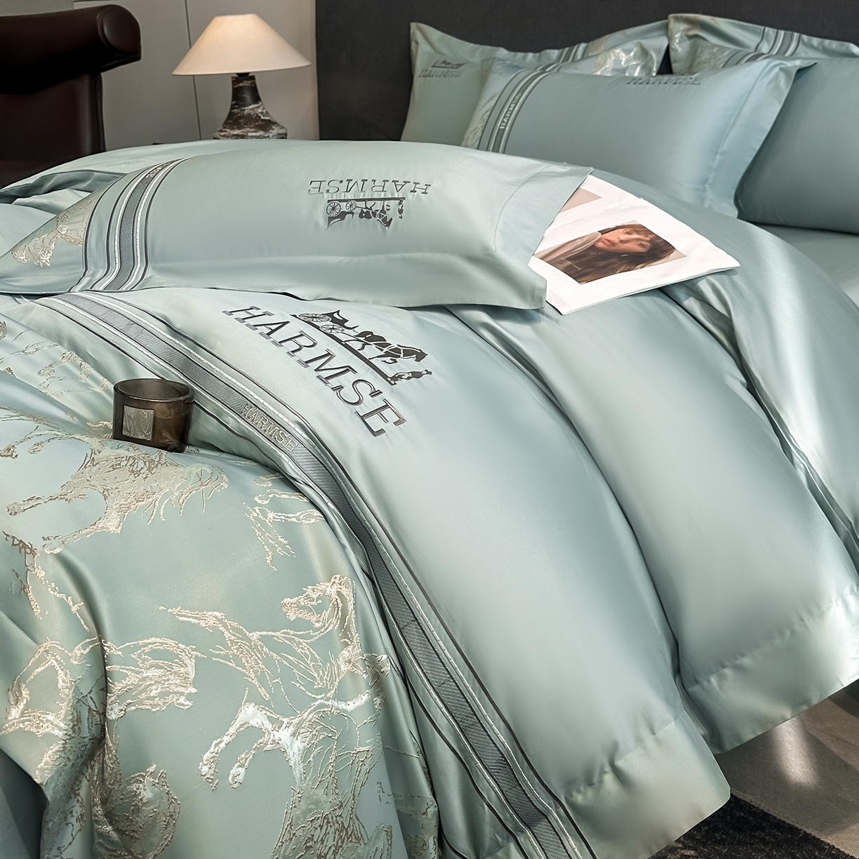 91家纺网 家纺一手货源 找家纺 置顶家纺 2026新款马年爱马亲肤提花刺绣系列四件套 爱马-繁星蓝