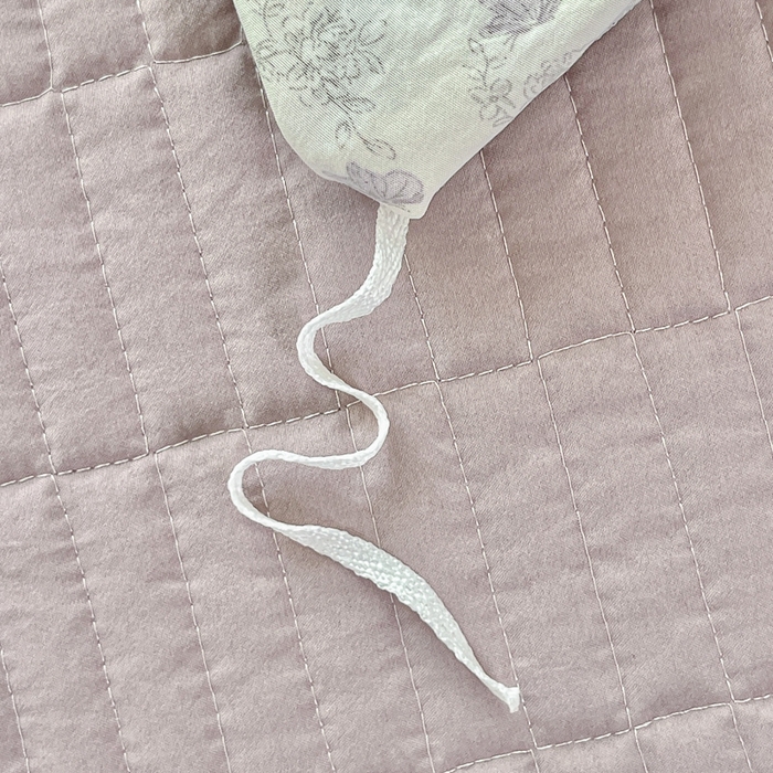 91家纺网 家纺一手货源 找家纺 尚美 2026新款简约印花床盖四件套 紫絮