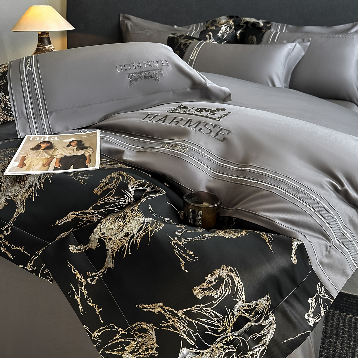 91家纺网 家纺一手货源 找家纺 置顶家纺 2026新款马年爱马亲肤提花刺绣系列四件套 爱马-高级灰