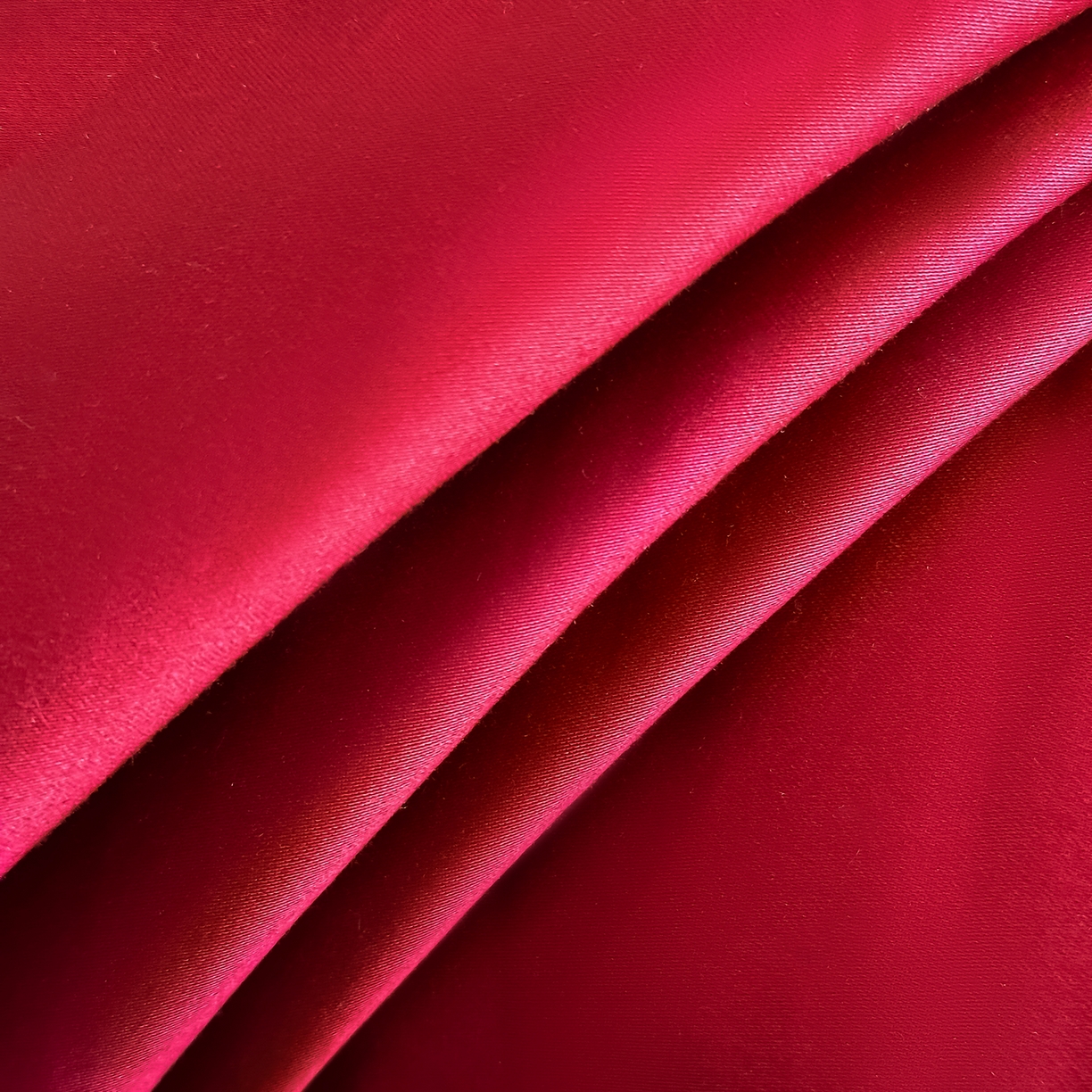 91家纺网 家纺一手货源 找家纺 置顶家纺 2026新款马年爱马亲肤提花刺绣系列四件套 爱马-大红