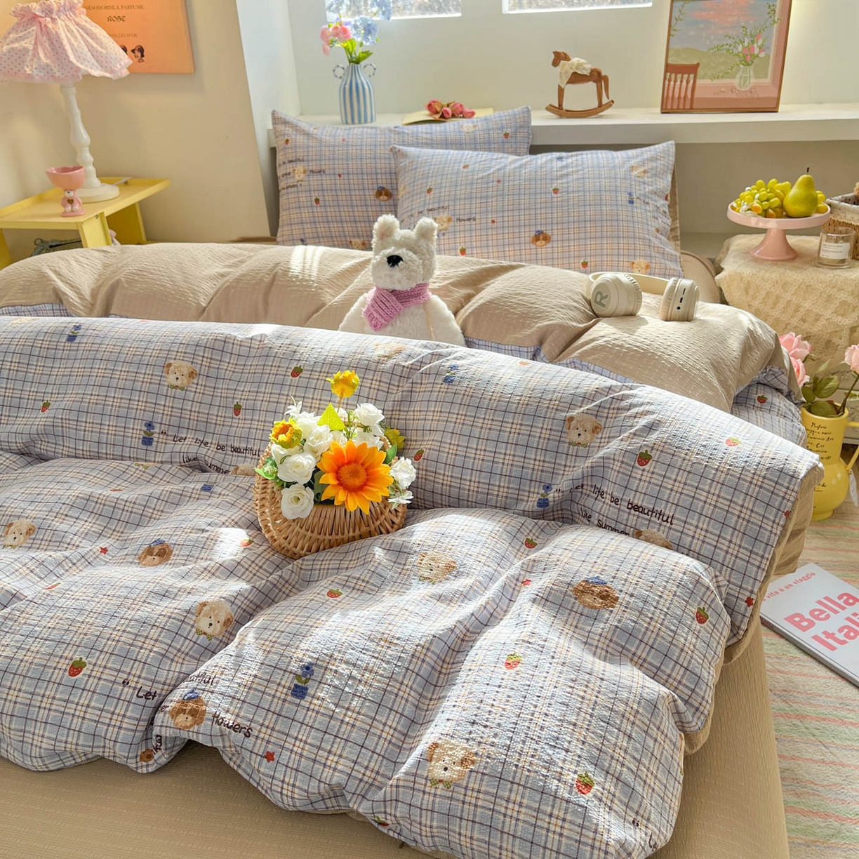 91家纺网 家纺一手货源 找家纺 彩韵家纺 2026新款软糯泡芙纱印花四件套 狗狗乐园