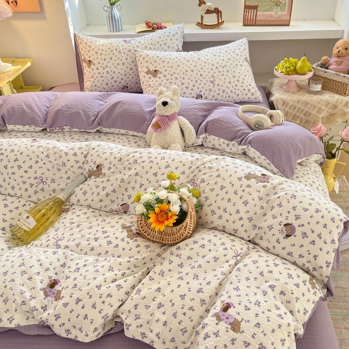 91家纺网 家纺一手货源 找家纺 彩韵家纺 2026新款软糯泡芙纱印花四件套 花间狗狗